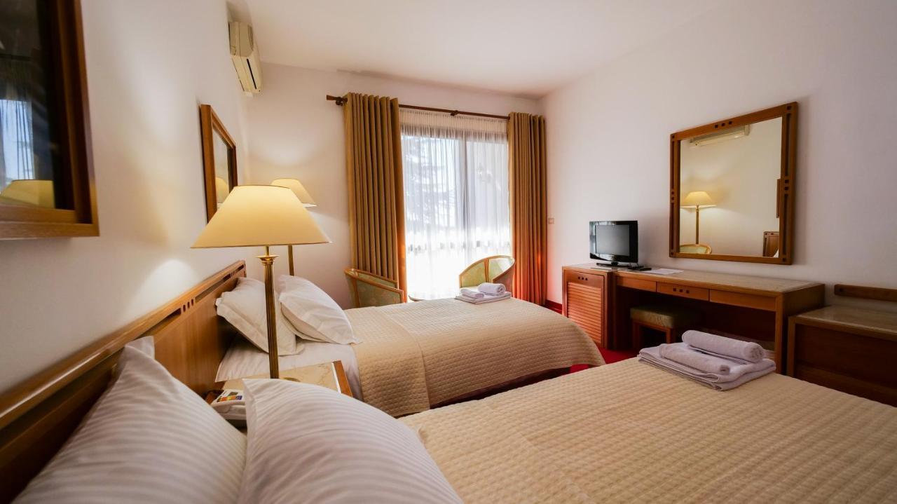 Chateau Linza Hotel